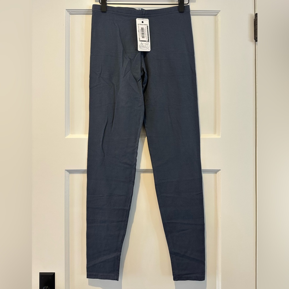 Blue Fish Lightweight Leggings in Nightwatch - NWT!